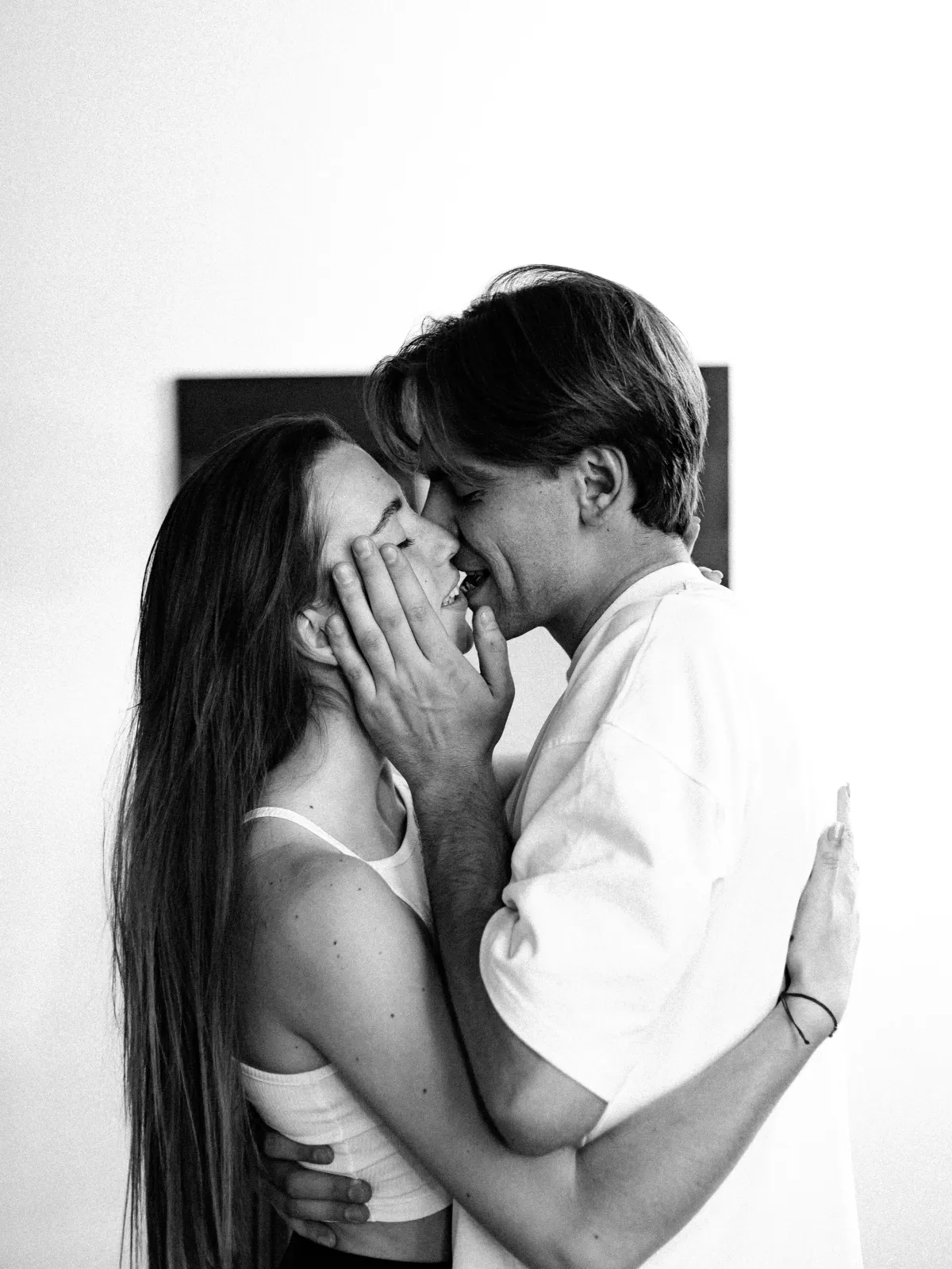 Прогулка влюблённой пары в парке — Love Story фотосессия, Брест