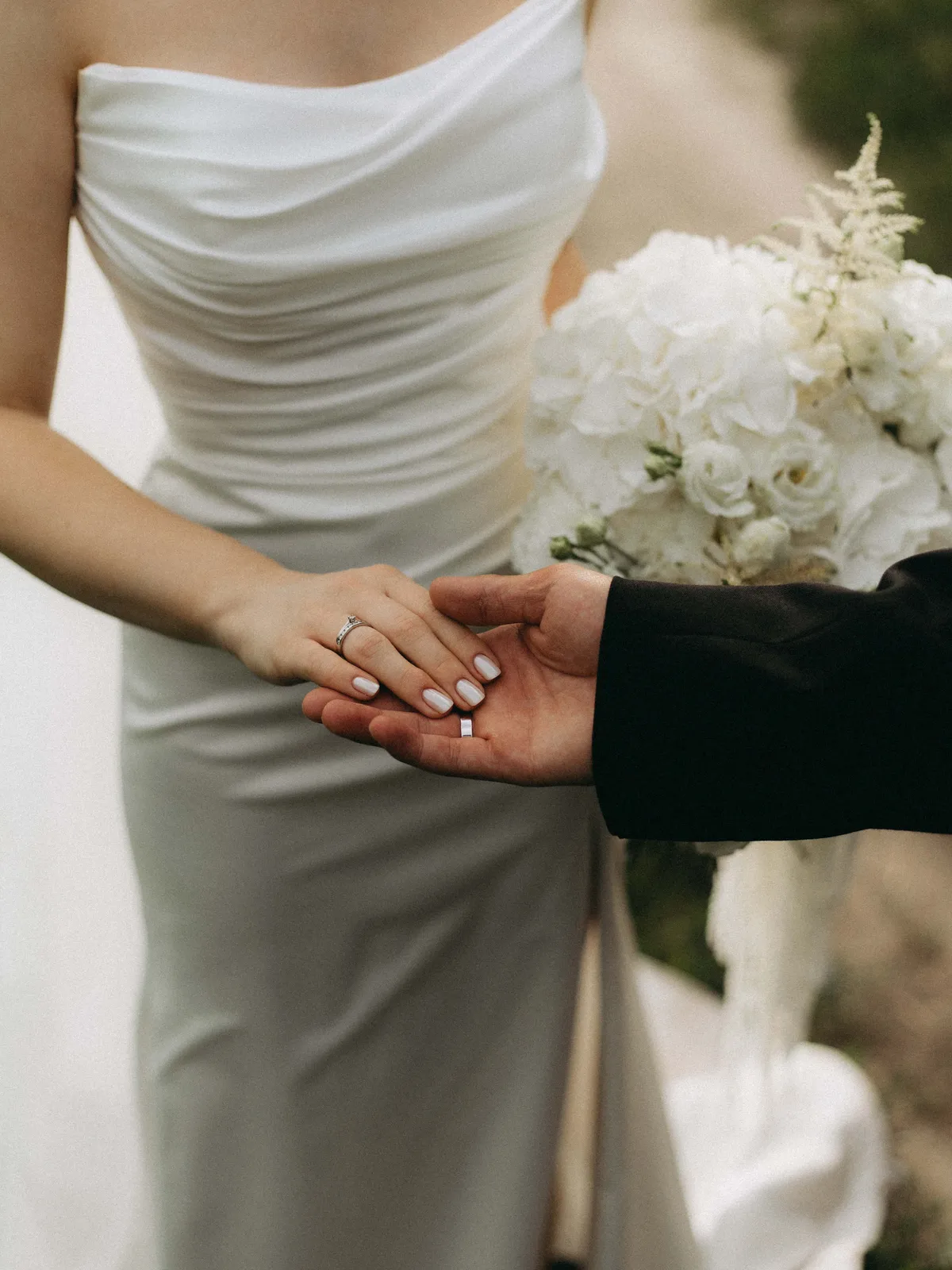 Свадебная прогулка молодожёнов в парке Бреста